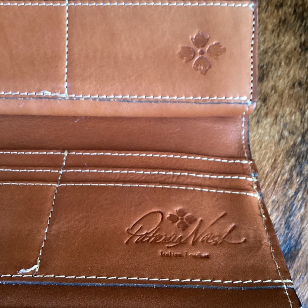 Patricia Nash Cauchy Leather Floral Tooled Wallet - Picture 5 of 6
